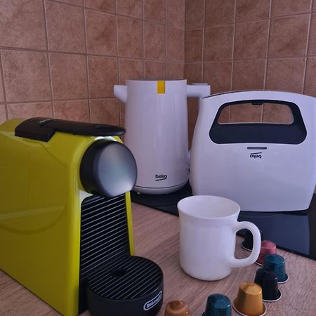 Olive Lägenhet Nerezine Exteriör bild